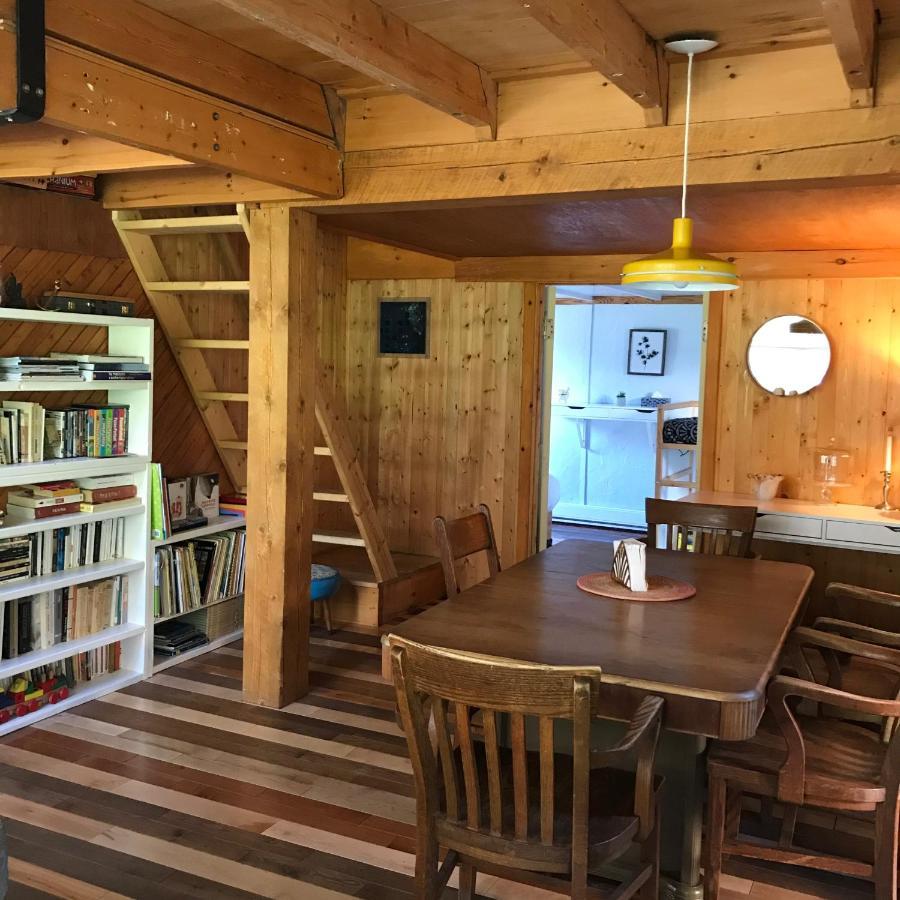 Au Sommet Du Fjord Hostel Sacre-Coeur ภายนอก รูปภาพ