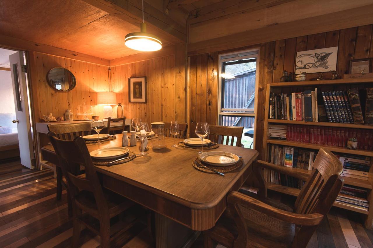Au Sommet Du Fjord Hostel Sacre-Coeur ภายนอก รูปภาพ