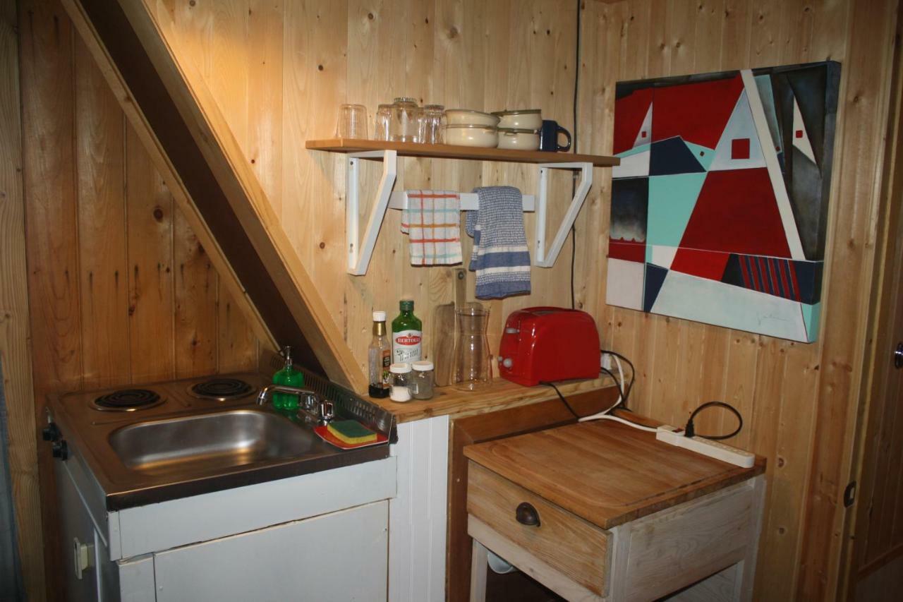 Au Sommet Du Fjord Hostel Sacre-Coeur ภายนอก รูปภาพ