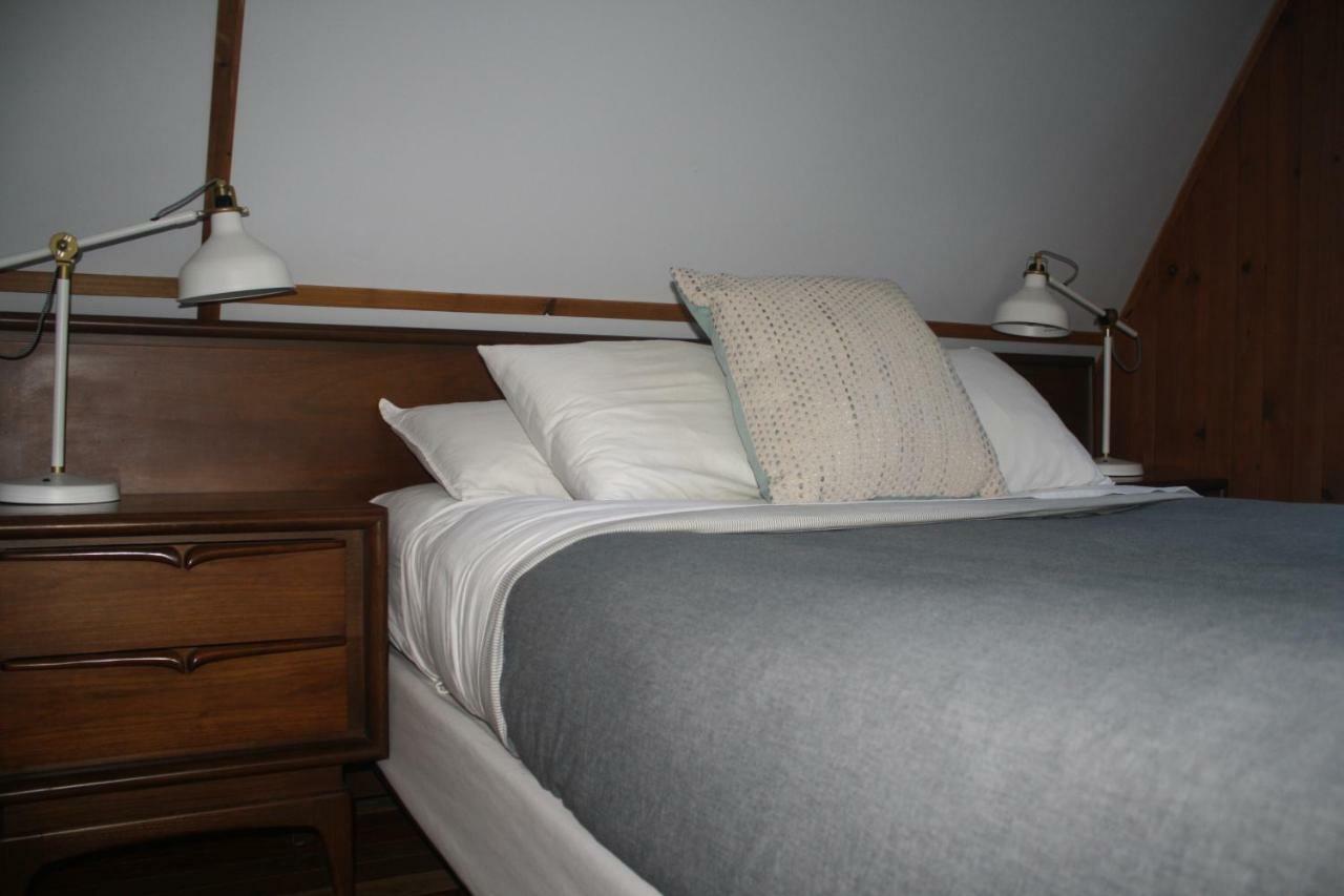 Au Sommet Du Fjord Hostel Sacre-Coeur ภายนอก รูปภาพ