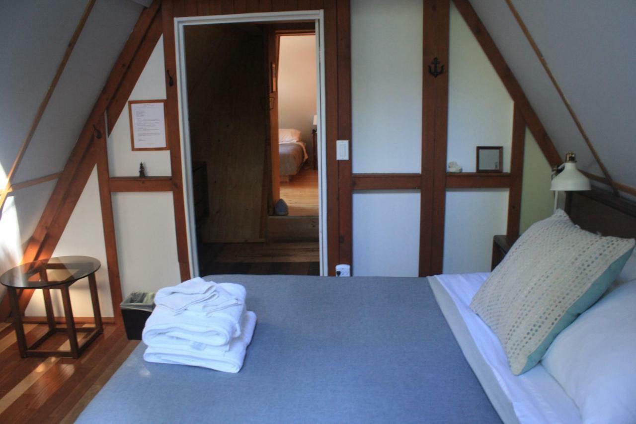 Au Sommet Du Fjord Hostel Sacre-Coeur ภายนอก รูปภาพ